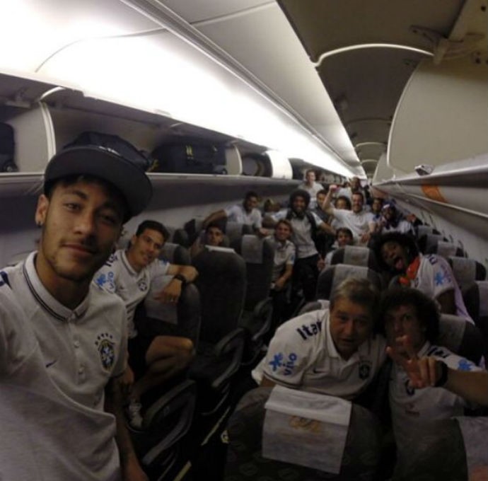 Neymar registra viagem de volta (Foto: Reprodução Instagram)