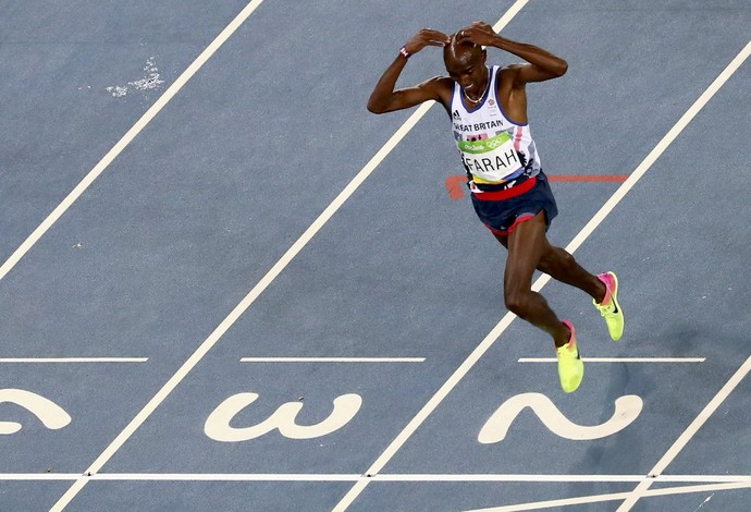 Mo Farah, grã-bretanha, vence os 10 mil metros (Foto: REUTERS/Fabrizio Bensch )