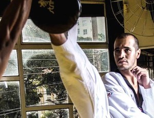 Lucas Ferreira lutador de taekwondo  de Uberlândia (Foto: Priscilla Cordeiro)