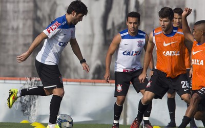 De olho no título, Timão busca outro turno como visitante indigesto