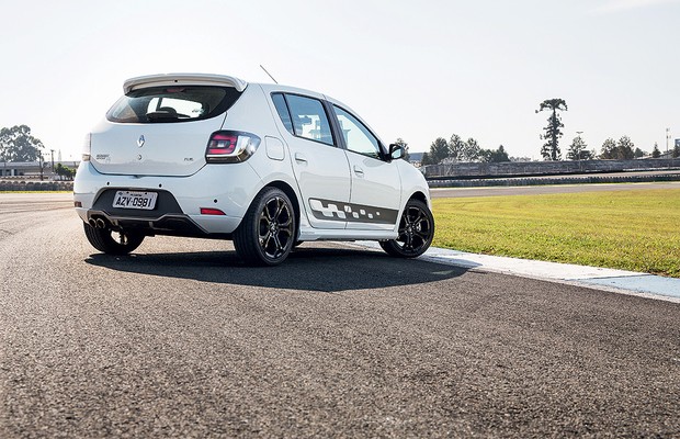 Renault Sandero RS (Foto: Marcos Camargo/Autoesporte)