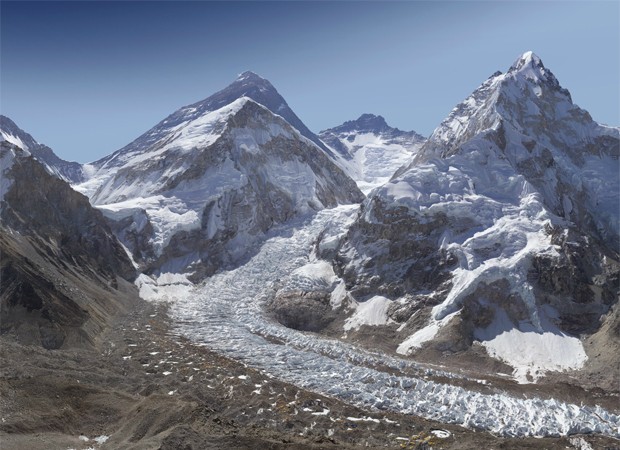 Imagem da geleira de Khumbu, na região do Monte Everest (Foto: Reprodução/Glacierworks)