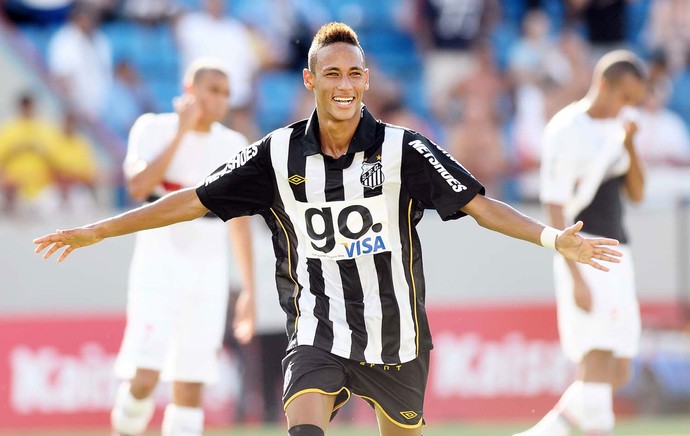 Neymar jogo Santos (2010) (Foto: Marcos Ribolli)