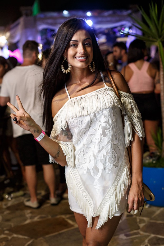 Aline Riscado na festa Tardezinha (Foto: Marcos Samerson / We Love Photo! / Divulgação)