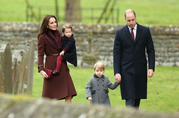 Príncipe William e Kate Middleton com os filhos, George e Charlotte (Foto: Getty Images)