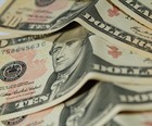 Dólar opera em queda e é cotado a R$ 3,11 (Marcos Santos/USP Imagens)