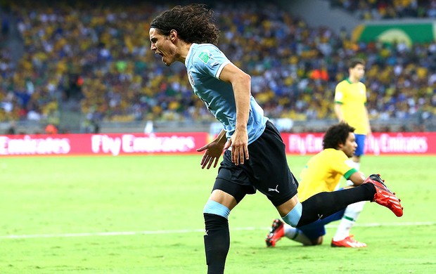 Cavani gol Uruguai Brasil Mineirão (Foto: Getty Images)