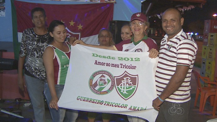 Torcida organizada do Fluminense prepara festa com ídolos (Foto: Reprodução/TV Amapá)