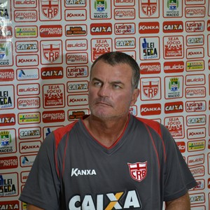 Mazola Júnior, técnico do CRB (Foto: Jota Rufino/GloboEsporte.com)