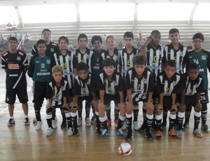 Futsal sub-13 do Santos (Foto: Vitor Duarte / Globoesporte.com)