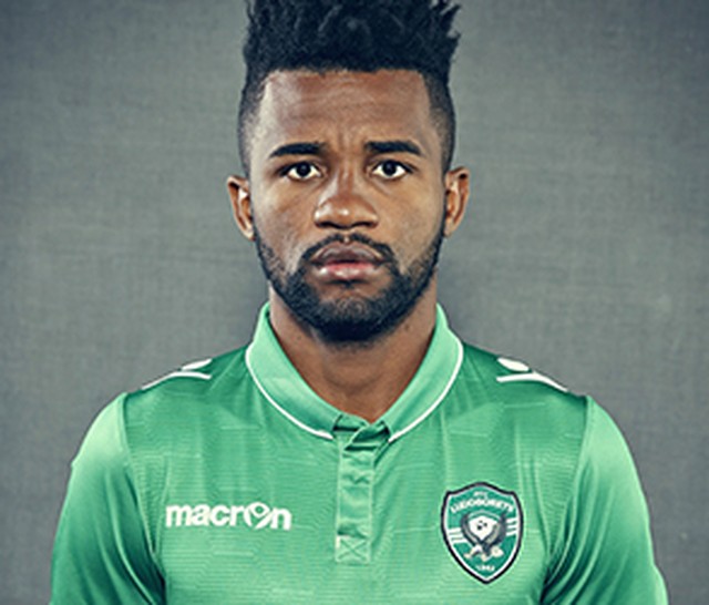 Corinthians espera final da Copa da Bulgária para fechar acerto com Cicinho