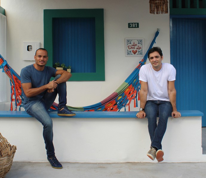 Thiago Tavares (à esquerda) e João Duayer posam juntos (Foto: Divulgação)