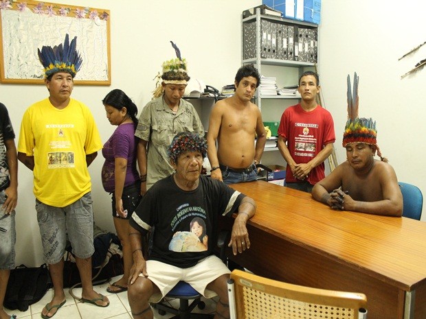 Indígenas reivindicam melhorias na saúde (Foto: Jenifer Zambiazzi/G1)