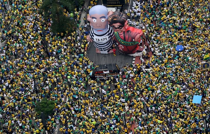 Protesto contra Dilma e Lula na Avenida Paulista