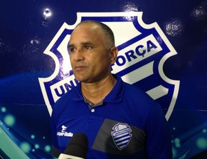 Oliveira Canindé CSA (Foto: Viviane Leão/GloboEsporte.com)