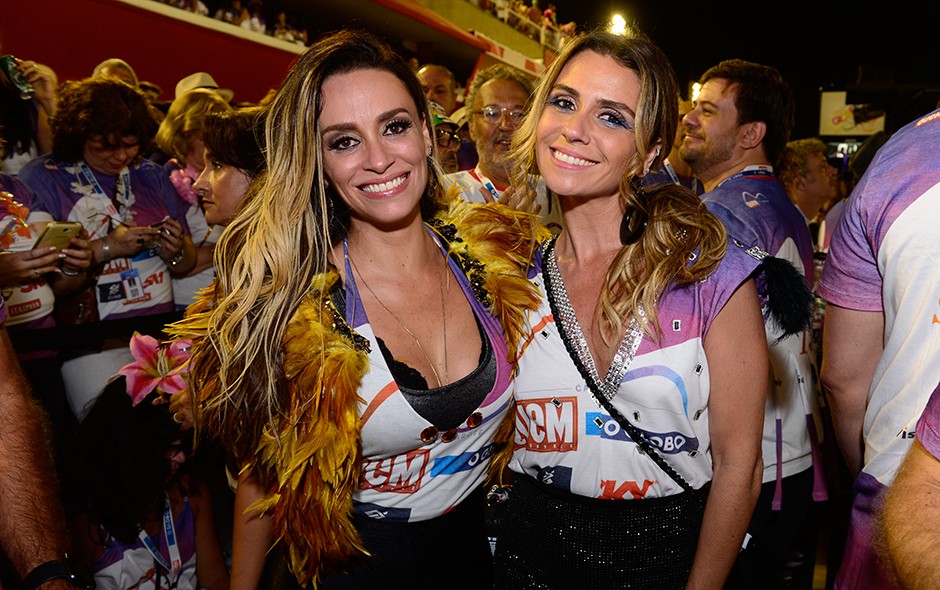 GALERIA Camarote QUEM O Globo reúne VIPs no desfile das campeãs