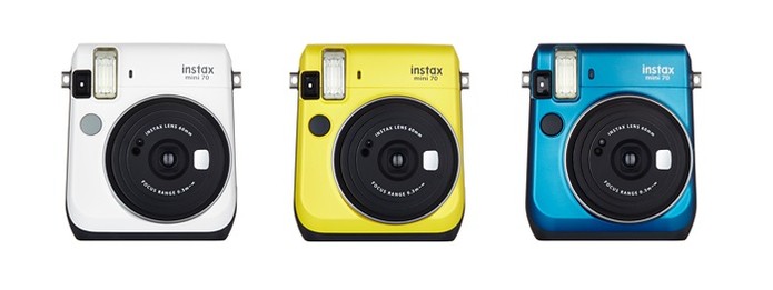 Nova Instax Mini 70 funciona como uma Polaroid e tem modo selfie (Foto: Divulgação/Fujifilm)