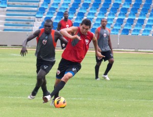 Casagrande - atacante do Maranhão (Foto: Bruno Alves)