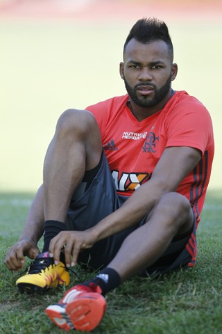 Fernandinho, treino, Ninho, Flamengo (Foto: Gilvan de Souza/Fla Imagem) Fernandinho, treino, Ninho, Flamengo (Foto: Gilvan de Souza/Fla Imagem)