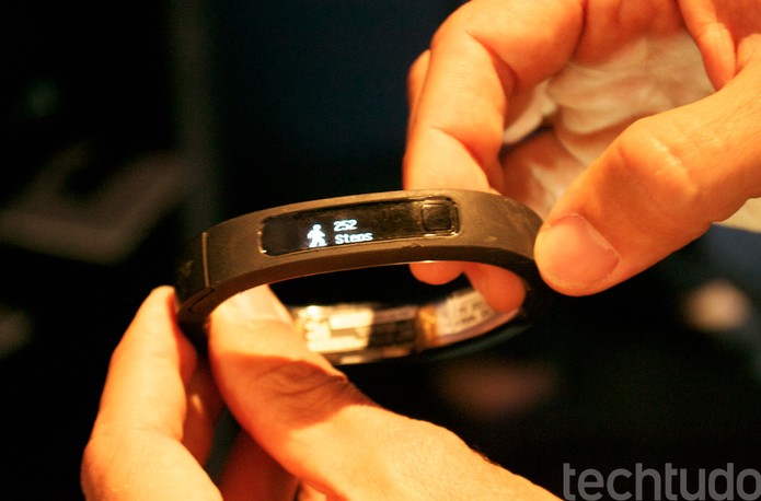 A Pulseira Nabu promete interação com o smartphone e muitas aplicações (Foto: Monique Mansur/ TechTudo) A Pulseira Nabu promete interação com o smartphone e muitas aplicações (Foto: Monique Mansur/ TechTudo)