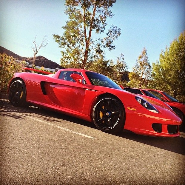 Porsche que Paul Walker estaria dirigindo (Foto: Reprodução/Instagram)