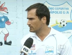 Édson Júnior, técnico do Grêmio Anápolis (Foto: Reprodução/TV Anhanguera)