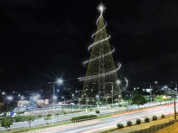 Projeto deste ano para a Árvore de Mirassol: novidades na peça de destaque da decoração da cidade (Foto: Reprodução Secom/Prefeitura de Natal)