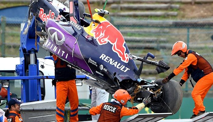 RBR de Daniil Kvyat ficou em pedaços após forte acidente em treino classificatório em Suzuka - GP do Japão