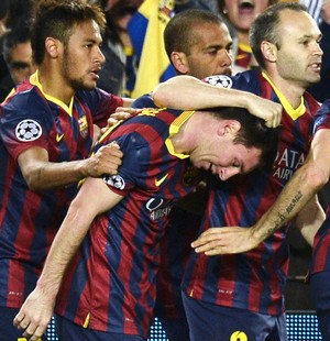 Messi gol Barcelona jogo Manchester City (Foto: AFP)
