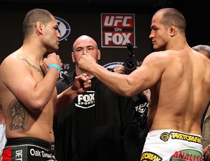 luta entre Cain Velasquez e Cigano no UFC (Foto: Getty Images)