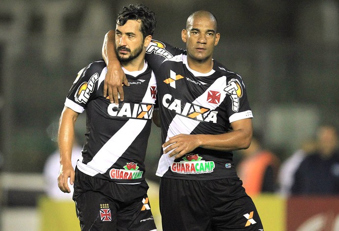 rodrigo e Douglas Vasco (Foto: Marcelo Sadio / Vasco.com.br)