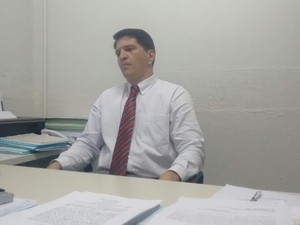 Delegado Cristiano Castelucci afirma que já tem suspeitos (Foto: Diego Souza/G1)