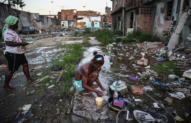 Resultado de imagem para pobreza brasil