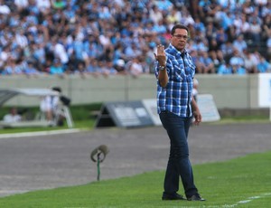 Agosto foi azul para o técnico Luxemburgo (Foto:  Lucas Uebel/Grêmio FBPA)