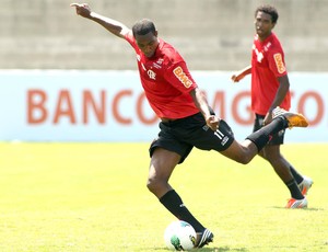 Renato, treino do Flamengo (Foto: Mauricio Val / Vipcomm)