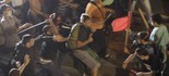 Fotos mostram confronto entre manifestantes (Extra)