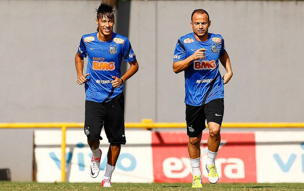 neymar leo santos treino (Foto: Ricardo Saibun / Site Oficial do Santos)