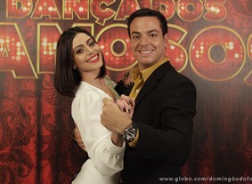 Carol Castro e Leandro Azevedo (Foto: Domingão do Faustão / TV Globo)