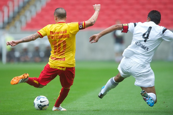 D'Alessandro meia Inter (Foto: Alexandre Lops / Divugação Inter)