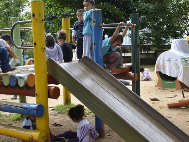  Espaços ao ar livre são muito importantes nas creches, mas podem ser compensados por outros estímulos em ambientes internos (Foto: Lilian Borges / Prefeitura de São Paulo)