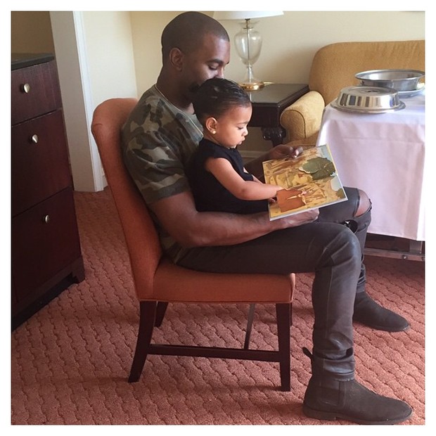 Kanye West com a filha, North (Foto: Instagram/ Reprodução)