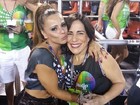Viviane Araújo tieta Glória Pires no carnaval: 'Sou louca por ela'