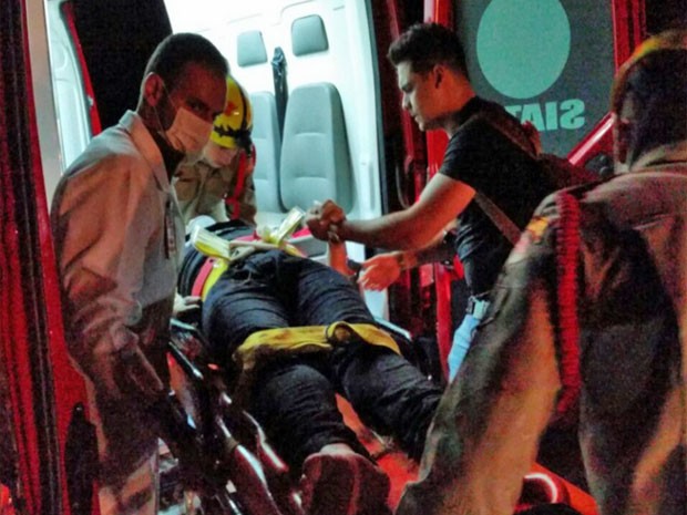 Cristiano Araújo chegou a ser socorrido e levado para o Hospital de Urgências de Goiânia (Foto: Renato Melo/Arquivo Pessoal)