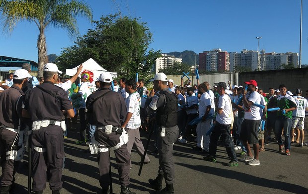 Final NBB Flamengo e uberlândia policia (Foto: Gabriel Fricke)