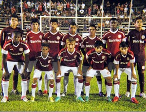 Equipe sub-13 do Inter foi campeã invicta do Efipan, em Alegrete (Foto: Inter / Divulgação)
