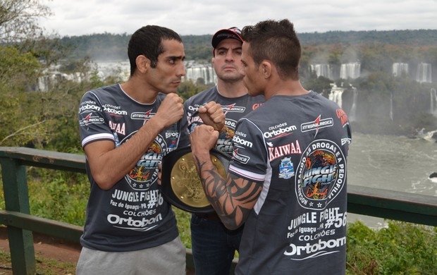 Mario Israel e Reginaldo Vieira Jungle Fight (Foto: Ivan Raupp)