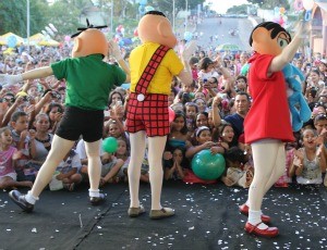 Personagens da Turma da Mônica animaram a festa. (Foto: Taísa Arruda/G1)
