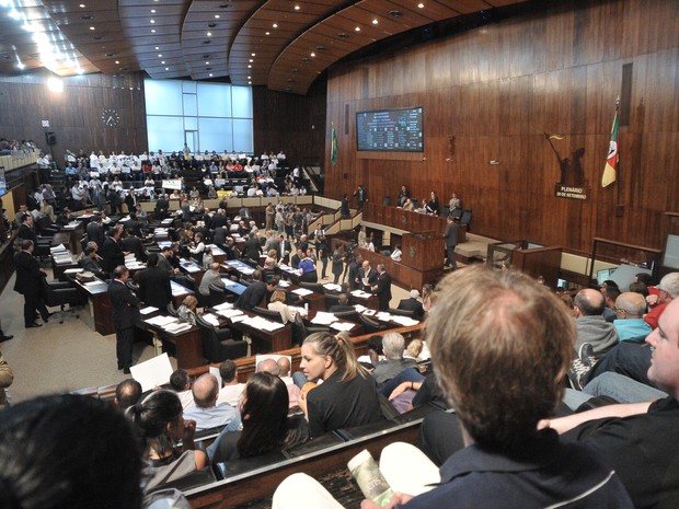 Estruturas temporárias Assembleia Legislativa RS (Foto: Marcos Eifler/Agência ALRS)