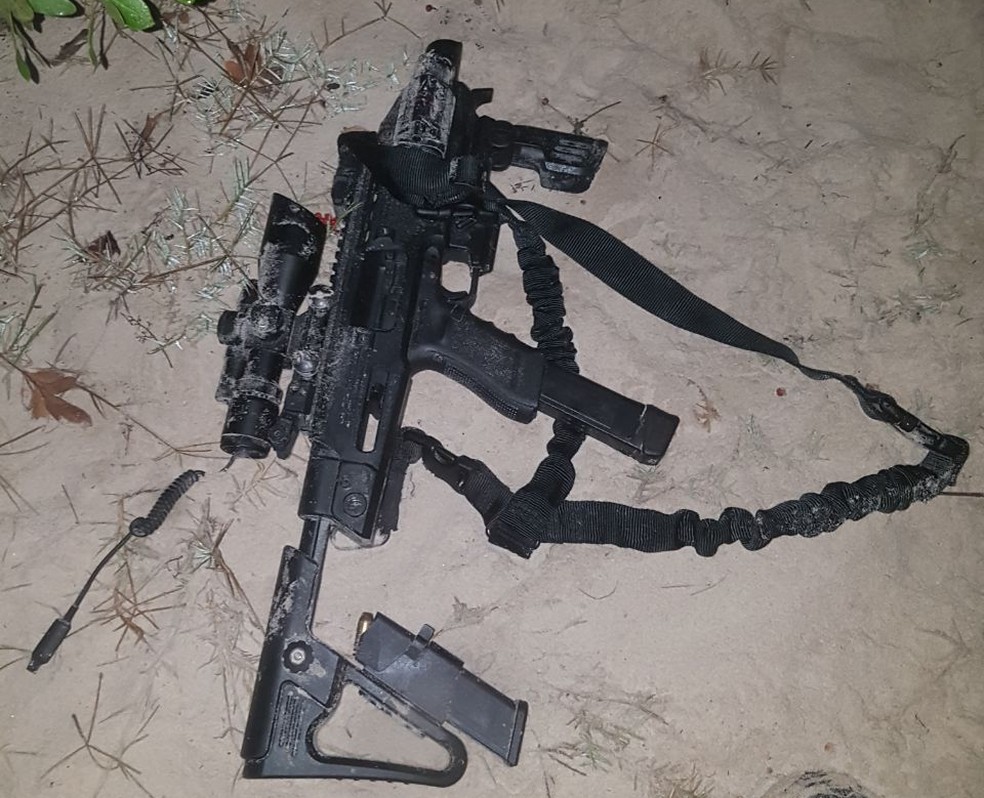 Arma apreendida após troca de tiros com morte (Foto: Polícia Militar/Divulgação)