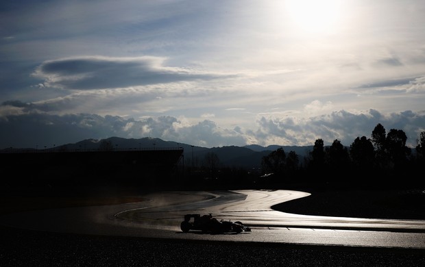 mark webber rbr testes Barcelona (Foto: Agência Getty Images)